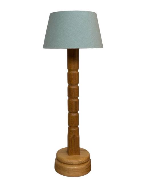 Vintage pinewood grenen tafellamp gedraaid jaren 70 design, Huis en Inrichting, Lampen | Tafellampen, Gebruikt, Minder dan 50 cm