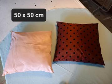 2 kussens beschikbaar voor biedingen
