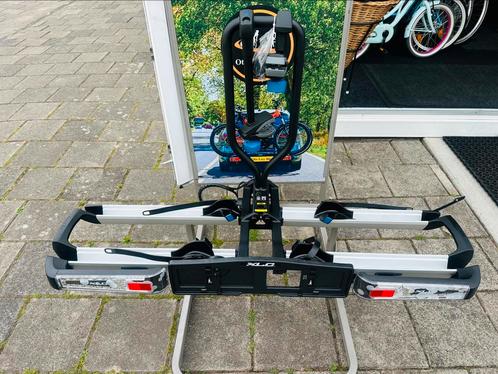 Xlc Azura easy Led Fietsendrager, Auto diversen, Fietsendragers, Zo goed als nieuw, Trekhaakdrager, 2 fietsen, Brede banden, Elektrische fiets