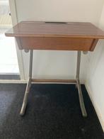 Vintage bureau/ lessenaar, Ophalen, Gebruikt
