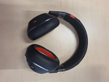 Plantronics Voyager noise cancelling koptelefoon beschikbaar voor biedingen