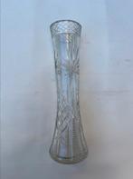 Vintage solovaas van geslepen glas – 23 cm hoog, Ophalen of Verzenden