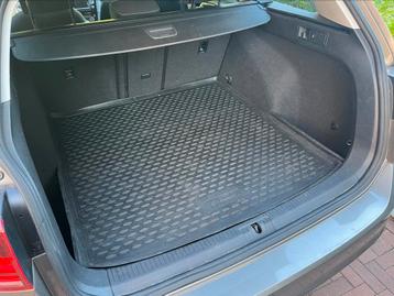 Kofferbakmat VW Golf Variant (model 2015) beschikbaar voor biedingen