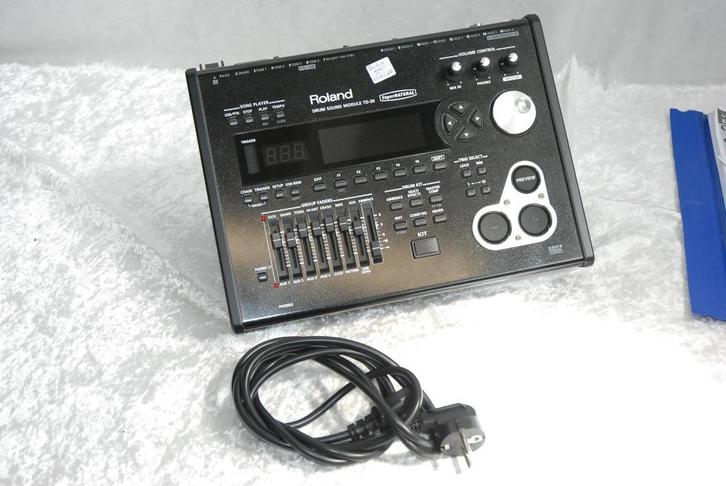 Roland TD-30 Drummodule met adapter, Muziek en Instrumenten, Drumcomputers, Gebruikt, Roland, Ophalen of Verzenden