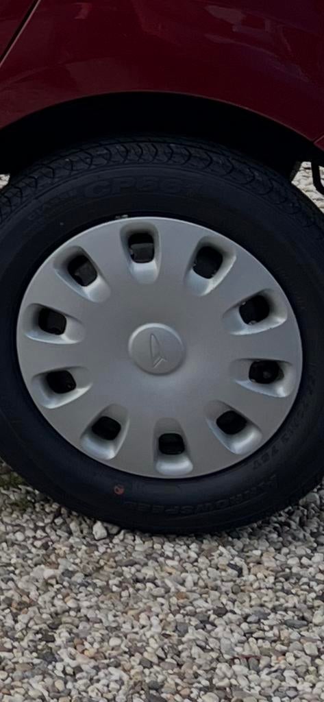 Gevraagd wieldop inch 13 R Daihatsu Trevis, Auto diversen, Wieldoppen, Ophalen, Zo goed als nieuw