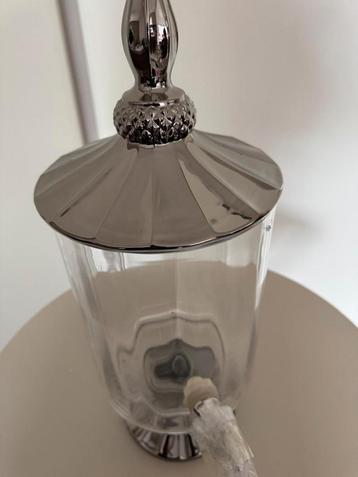 Limonade tap beschikbaar voor biedingen
