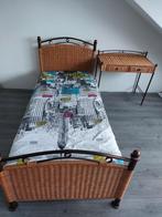 Bed met nachtkastje, 90 cm, Gebruikt, Ophalen of Verzenden, Eenpersoons