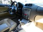 Alfa Romeo GT 2.0 JTS Distinctive Opknapper Zo meenemen Lede, Voorwielaandrijving, 65 €/maand, Gebruikt, Bedrijf