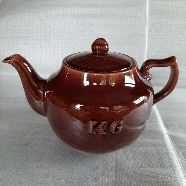 Vintage theepot bruin, gemerkt: KG koffie Kampen, Huis en Inrichting, Keuken | Servies, Gebruikt, Overige typen, Overige stijlen