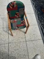 Gratis af te halen kinderstoeltje, Kinderen en Baby's, Kinderkamer | Tafels en Stoelen, Ophalen, Gebruikt, Stoel(en)