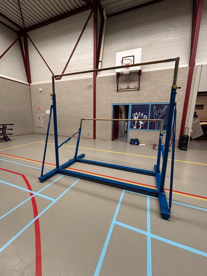 Bänfer brug met ongelijke liggers, Sport en Fitness, Turnen, Gebruikt, Materiaal, Maat 36 t/m 42, Blauw, Ophalen