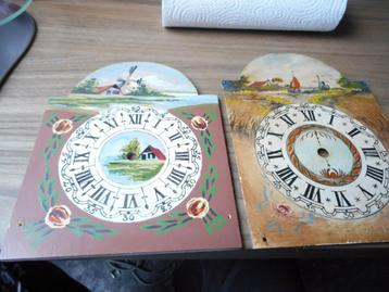 2X WIJZERPLATEN 1X METAAL EN 1X HOUT beschikbaar voor biedingen