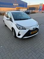Toyota Yaris 1.5 Hybrid 100pk 5D CVT 2018 80000km Wit, Auto's, 1497 cc, Origineel Nederlands, 1065 kg, Te koop