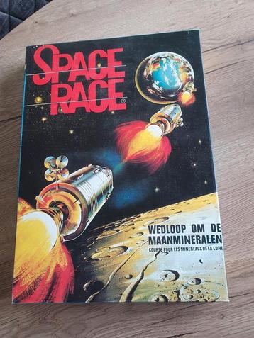 Space race spel uitgebracht door G.J van Elten Voorthuizen  beschikbaar voor biedingen