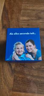 Senioren smart watch met noodhulp knop, Ophalen of Verzenden, Zo goed als nieuw, Overige accessoires