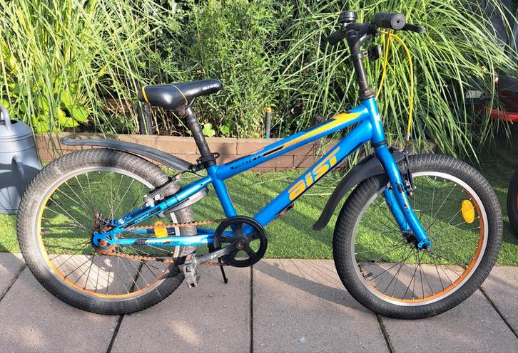 20 inch jongensfiets, Fietsen en Brommers, Fietsen | Jongens, Zo goed als nieuw, 20 inch, Handrem, Ophalen