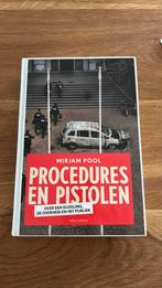 Procedures en Pistolen, Ophalen of Verzenden, Zo goed als nieuw
