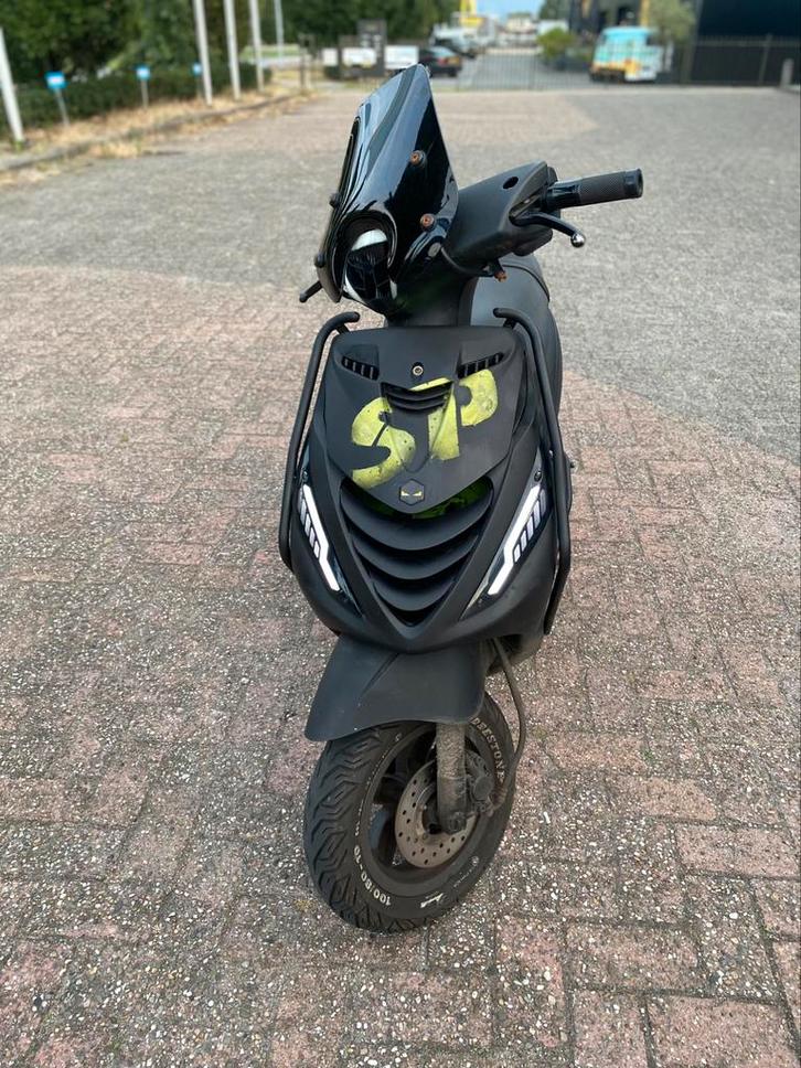 piaggio zip 4T 3v 72cc, Fietsen en Brommers, Scooters | Piaggio, Ophalen