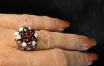 Gouden ring met edelsteen granaat en opaal. 2025/656., Sieraden, Tassen en Uiterlijk, Antieke sieraden, Ophalen of Verzenden, Goud