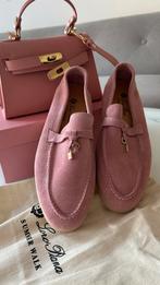 Loro Piana Suède Instappers - Maat 38 (valt als 39), Kleding | Dames, Ophalen of Verzenden, Nieuw, Roze, Instappers