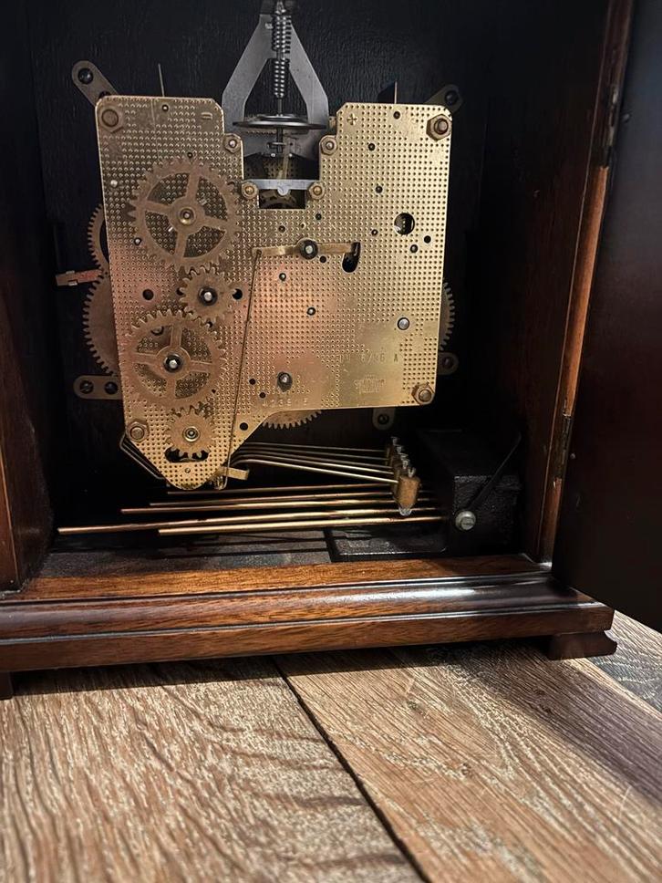 Wuba Tafelklok - Prachtig Uurwerk, Antiek en Kunst, Antiek | Klokken, Ophalen of Verzenden