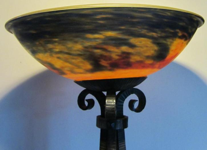 grote art deco staanlamp pate de verre Noverdy AB, Antiek en Kunst, Antiek | Lampen, Ophalen