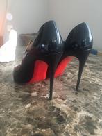 Christian Louboutin hot Chick  maat 41, Ophalen of Verzenden, Zo goed als nieuw, Zwart