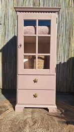 Oude roze kastje, Huis en Inrichting, Ophalen, Gebruikt, 50 tot 100 cm, Minder dan 100 cm