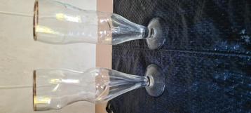 Dame en heer bierglas beschikbaar voor biedingen