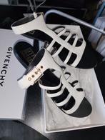 Givenchy sandalen maat 37 vintage, Kleding | Dames, Schoenen, Sandalen of Muiltjes, Ophalen of Verzenden, Zo goed als nieuw