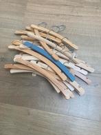Baby kledinghangers, Kleding | Dames, Kledinghangers, Ophalen of Verzenden, Zo goed als nieuw, Hout, Kinderen en Volwassenen