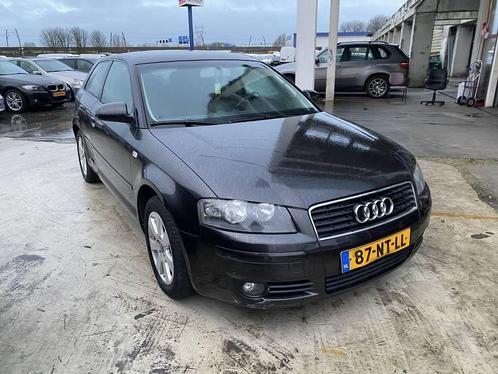 Audi A3 1.6 FSI Ambiente Pro Line, Auto's, Audi, Bedrijf, A3, ABS, Airbags, Airconditioning, Boordcomputer, Centrale vergrendeling