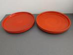 Twee oranje schotels schalen, Ophalen of Verzenden, Overige stijlen, Aardewerk, Schaal of Schalen