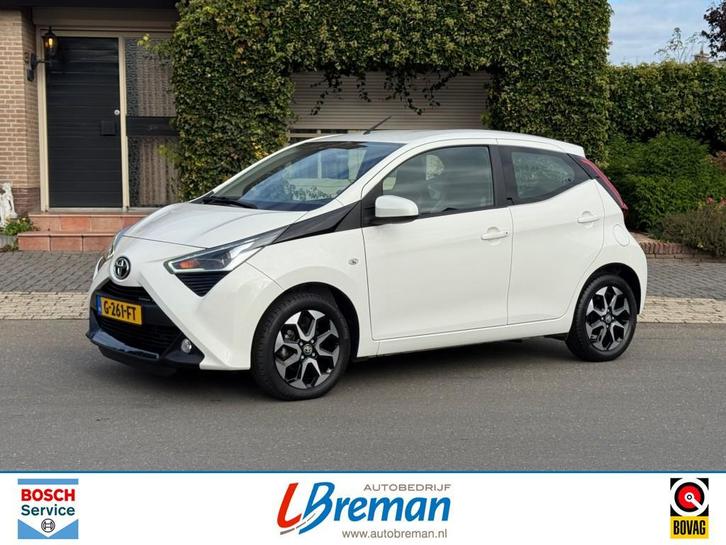 Toyota AYGO 1.0 VVT-I X-JOY  Apple Carplay/Android Camera, Auto's, Toyota, Bedrijf, Aygo, ABS, Airbags, Android Auto, Apple Carplay