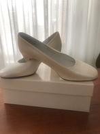 Trouwschoenen  maat 5  parelmoer, Overige kleuren, Christian Coralie, Schoenen, Ophalen of Verzenden