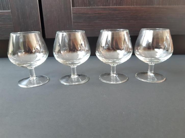 4 Cognac glaasjes, Huis en Inrichting, Keuken | Servies, Nieuw, Glas of Glazen, Overige stijlen, Glas, Ophalen of Verzenden