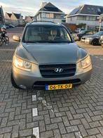 Hyundai Santa Fe 2.7 2WD 7-ST 2006 Grijs, Auto's, Hyundai, Voorwielaandrijving, Santa Fe, 2000 kg, Handgeschakeld