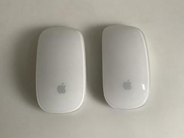 2x Apple Magic Mouse Model A1296 beschikbaar voor biedingen