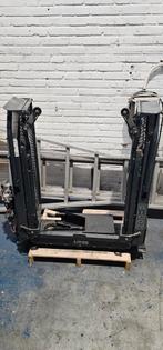 Autolift - Perfect voor mindervaliden, Ophalen, Gebruikt