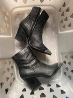 Laarzen maat 39 in, Kleding | Dames, Schoenen, Ophalen of Verzenden, Zo goed als nieuw, Zwart, Hoge laarzen
