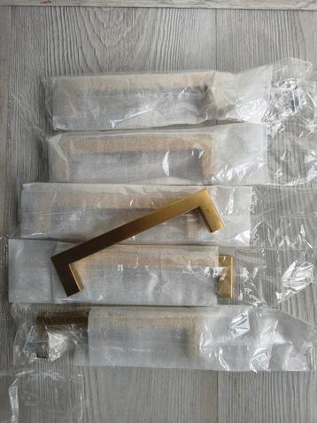 6 Gouden Handgreepjes beschikbaar voor biedingen
