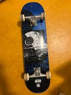 Skateboard + Bescherming StarWars, Sport en Fitness, Ophalen, Zo goed als nieuw, Skateboard