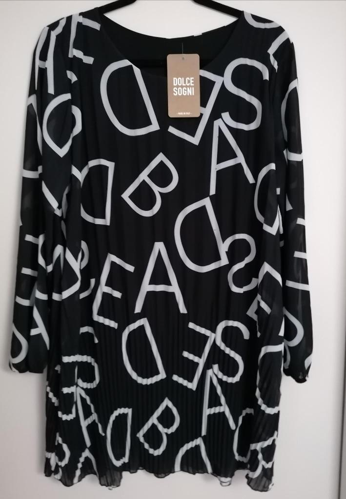 MOOIE lange zwarte blouse met witte letters mt. L, Kleding | Dames, Blouses en Tunieken, Nieuw, Maat 42/44 (L), Zwart, Ophalen of Verzenden