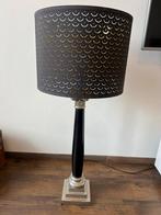 Staande lamp met zwarte lampenkap, Huis en Inrichting, Lampen | Vloerlampen, Overige materialen, 100 tot 150 cm, Zo goed als nieuw