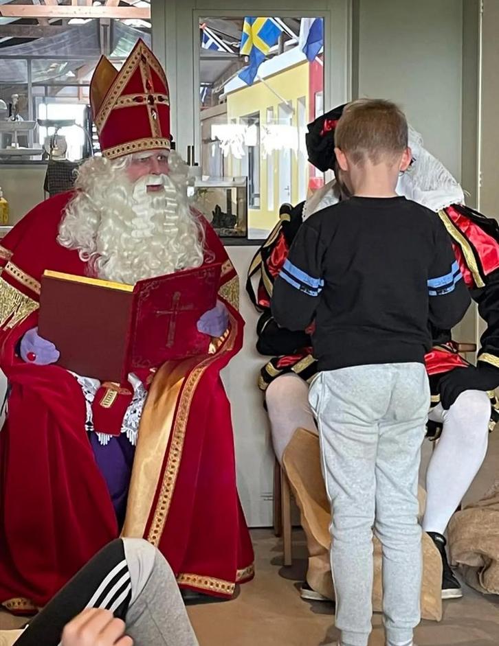 Sinterklaas en Piet op huisbezoek in Purmerend, Diversen, Sinterklaas, Zo goed als nieuw, Ophalen