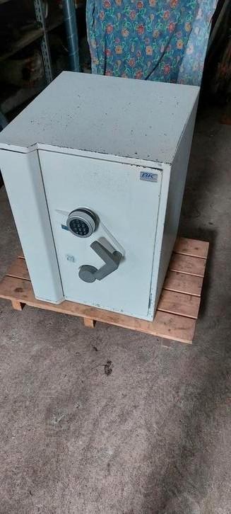 Lips Kluis brandkast 2 sleutels en code, Huis en Inrichting, Kasten | Lockerkasten, Gebruikt, Ophalen