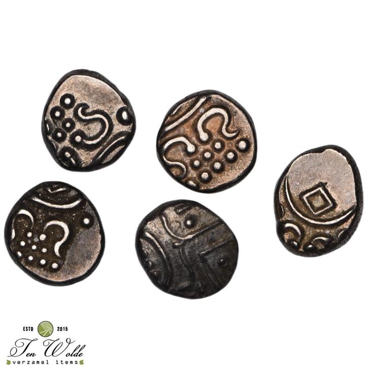 India Travancore 5x 1 chuckram 1600-1860, Postzegels en Munten, Munten | Azië, Setje, Zuid-Azië, Zilver, Ophalen of Verzenden