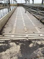Grote Partij Betonnen Stal/Vee Roosters, Ophalen of Verzenden, Gebruikt, Beton, 10 m² of meer