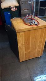 Thuis biertapinstallatie op houten kast, Ophalen of Verzenden, Gebruikt