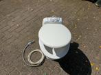 Toilet met ingebouwde sanibroyeur, Ophalen, Zo goed als nieuw, Toilet